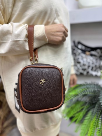 Nas Bags 1388 Kadın El Ve Çapraz Model Acı Kahve Nas Bags 1388 Kadın El Ve Çapraz Model Acı Kahve