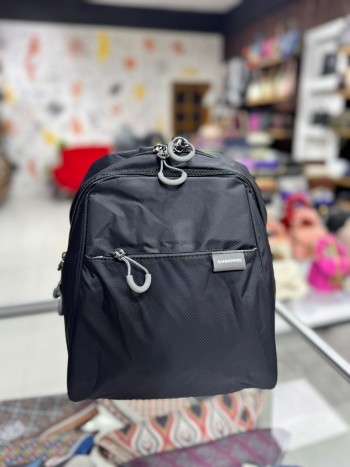 Sanmoris 6009 İthal Paraşüt Kumaş Sırt Çantası Siyah Sanmoris 6009 İthal Paraşüt Kumaş Sırt Çantası Siyah