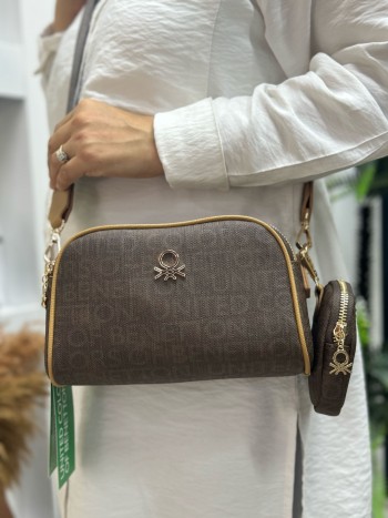 Benetton Bnt-1278 Kadın Çanta Monogram Çapraz Model Kahve
