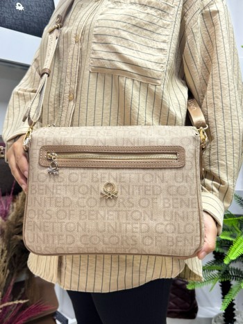 Benetton Bnt-1276 Kadın Çanta Monogram Eskitme Çapraz Model Camel