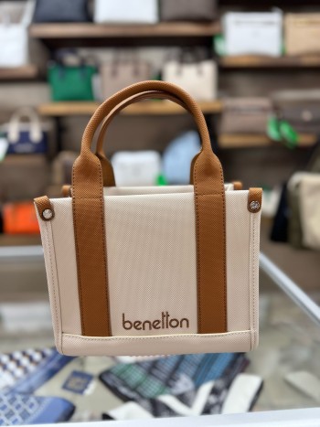Benetton Bnt-1620 Nano Kumaş El Ve Çapraz Model Bej Camel Benetton Bnt-1620 Nano Kumaş El Ve Çapraz Model Bej Camel
