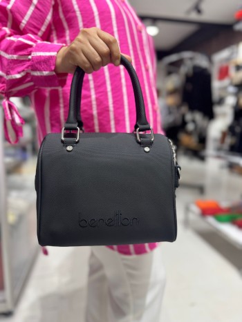 Benetton Bnt-1647 Nano Kumaş El Ve Çapraz Model Siyah