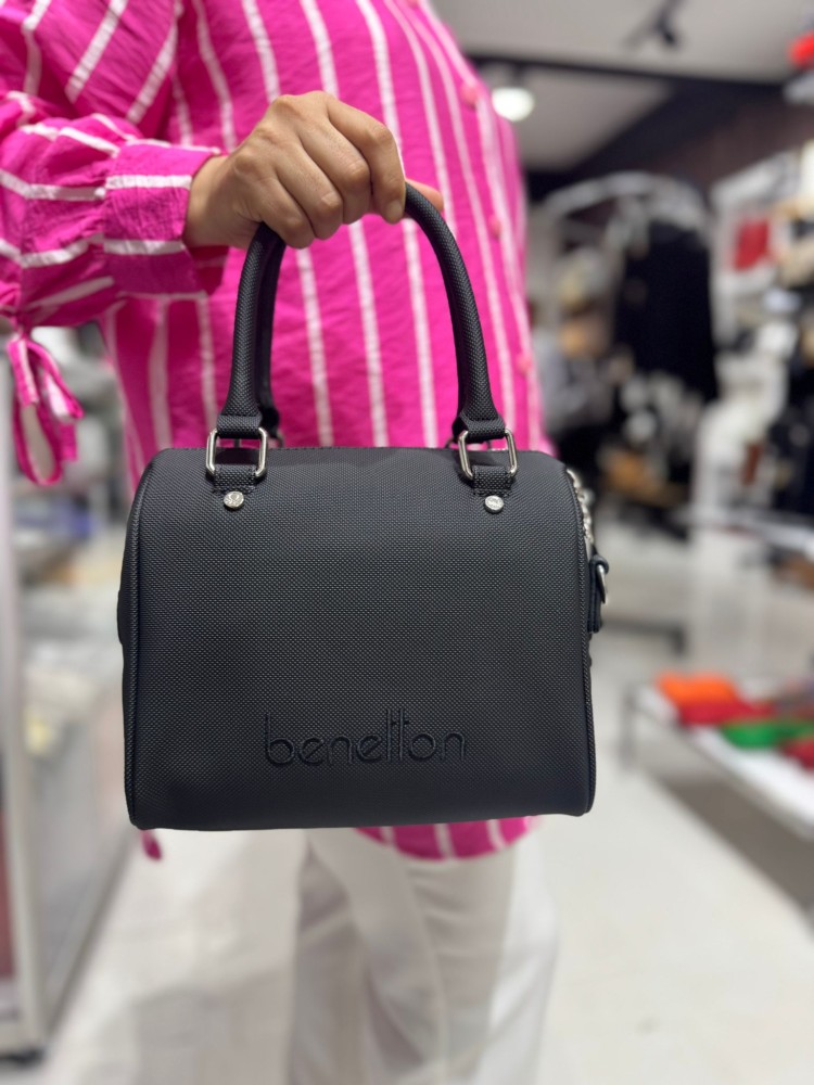 Benetton Bnt-1647 Nano Kumaş El Ve Çapraz Model Siyah