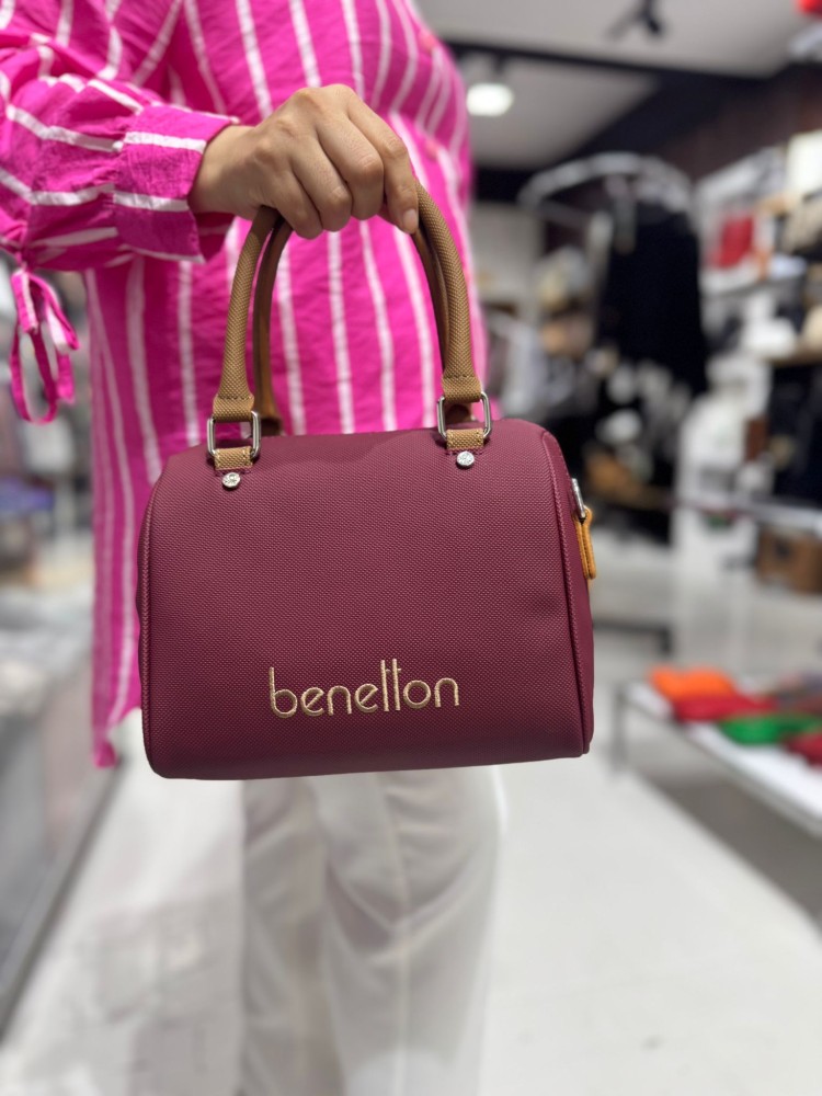 Benetton Bnt-1647 Nano Kumaş  El Ve Çapraz Model Siyah